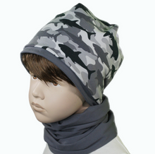 Load image into Gallery viewer, Set &quot;Love Sharks&quot; Wendebeanie + Loop, Haie Handmade by pretty-child* by kati M12
