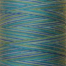 Load image into Gallery viewer, Madeira Overlock- und Nähgarn, Umspinngarn, Aerolock Multicolor No. 125, 1200m, Farbe  Ocean (9601)
