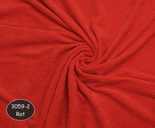 Załaduj obraz do przeglądarki galerii, EUR 13,90/m Nicki- Cord, elastisch, quer gestreift Blau, Rot und Beige 0,50mx1,45m Art 3059
