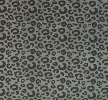 Lade das Bild in den Galerie-Viewer, EUR 16,90/m Jersey Leoprint Jeansoptik in Jeansblau, Mint oder Beige Animalprint 0,50mx1,50m Art 3151
