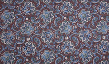Charger l&#39;image dans la galerie, 14,90/m BIO-French Terry, Sommersweat mit Paislay-Muster Blumen in Dusty-Blau, Grau-Rosa und Mauve 0,50mx1,45m Art 3299
