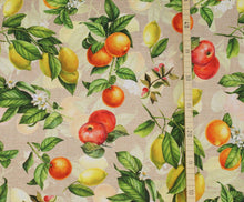 Carregar imagem no visualizador da galeria, EUR 13,90/m Dekostoff mit Äpfel, Zitronen, Früchte &quot;Panama&quot; beige grün orange gelb weiß 0,50mx1,35m Art 2954
